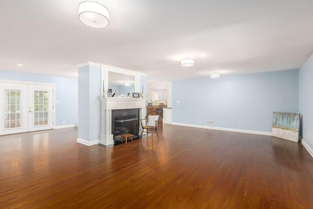 5809 Olentangy Boulevard, Columbus, OH 43085