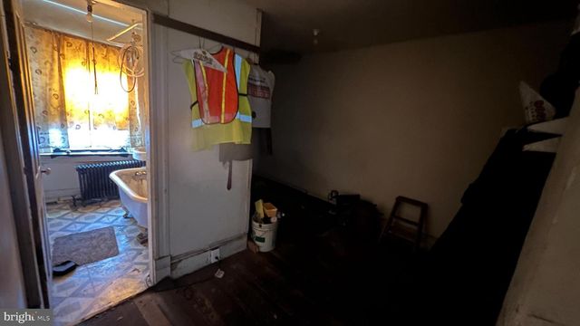 2005 FAIRLAWN AVE SE, Washington, DC 20020