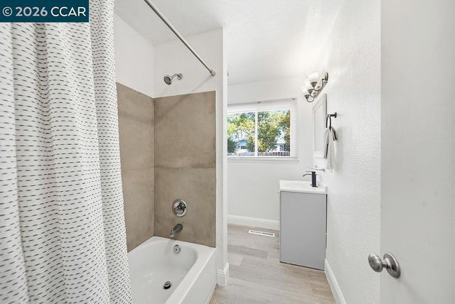 3825 Joan Ave, Concord, CA 94521