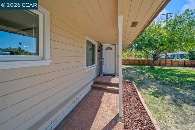 3825 Joan Ave, Concord, CA 94521