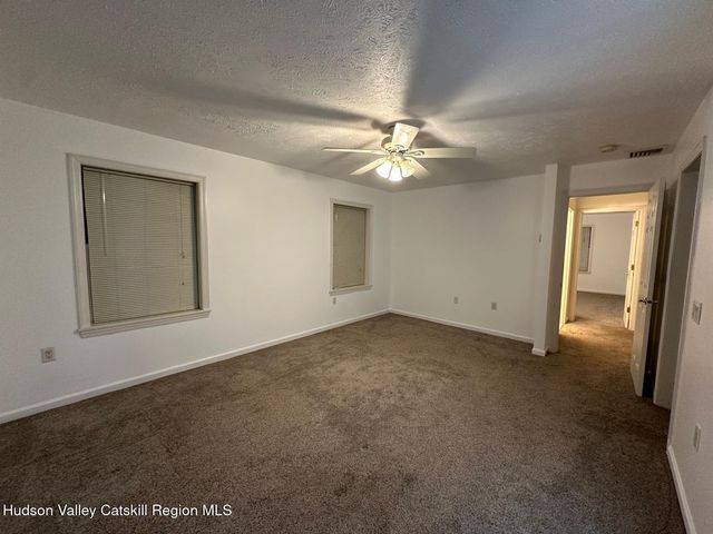 51 Canterbury Drive, Saugerties, NY 12477