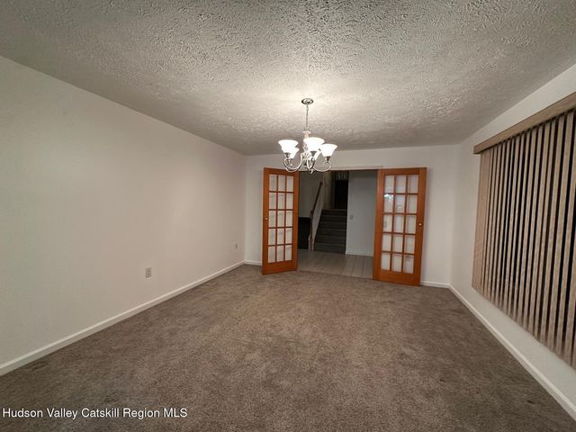 51 Canterbury Drive, Saugerties, NY 12477