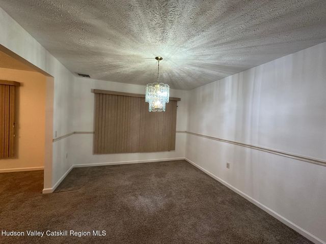 51 Canterbury Drive, Saugerties, NY 12477