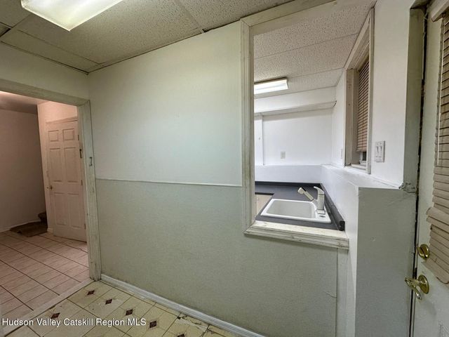 51 Canterbury Drive, Saugerties, NY 12477