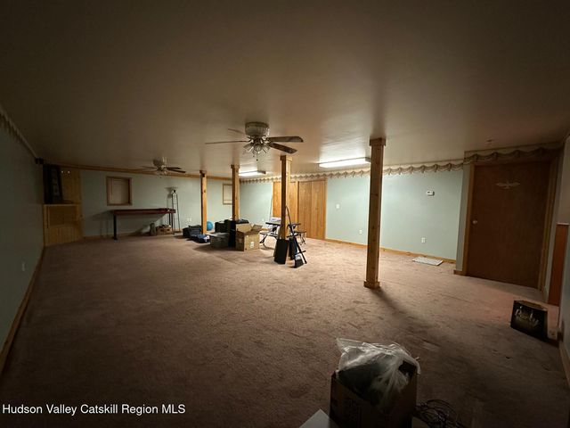 51 Canterbury Drive, Saugerties, NY 12477