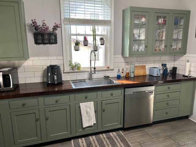 1017 Dayton Street, Hamilton, OH 45011