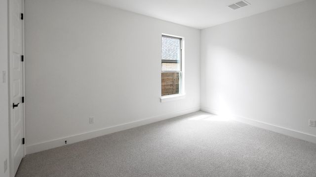 244 Melody RD, Lockhart, TX 78644