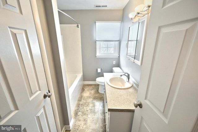 1805 N EAST ST, York, PA 17406