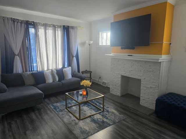 351 W 12th AVENUE, Homestead, PA 15120