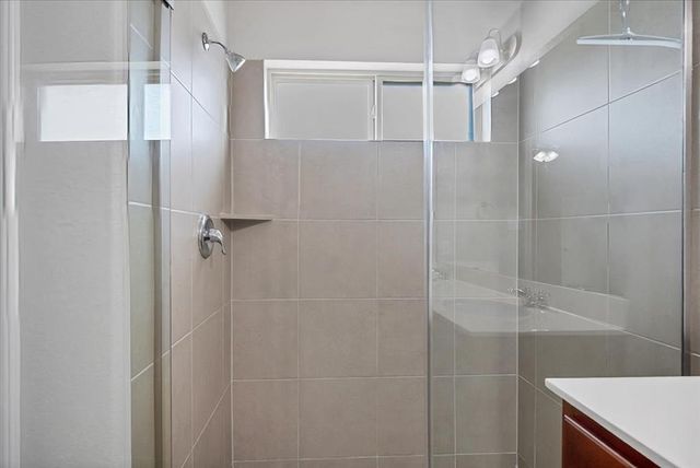 1909 Goldilocks LN, Manchaca, TX 78652