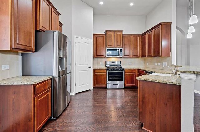 1909 Goldilocks LN, Manchaca, TX 78652