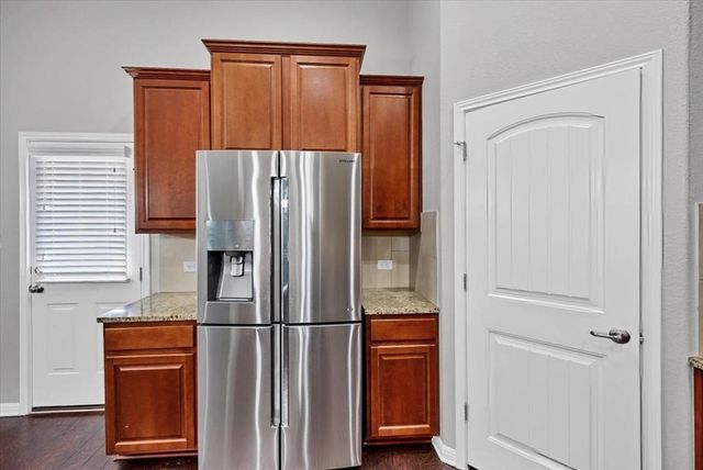 1909 Goldilocks LN, Manchaca, TX 78652