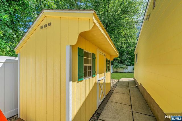 9 Fairway Avenue, Emerson, NJ 07630