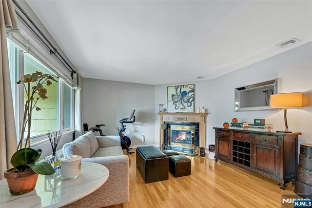 9 Fairway Avenue, Emerson, NJ 07630