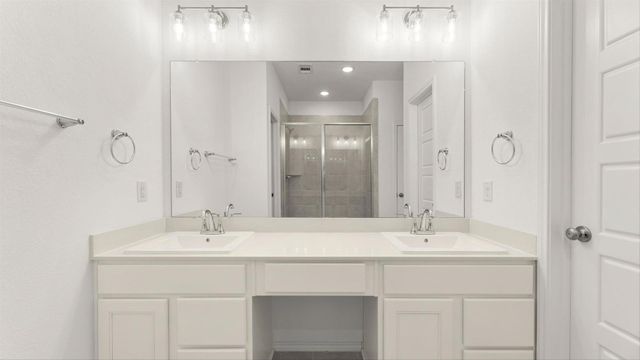 3210 Summerland Drive, Royse City, TX 75189