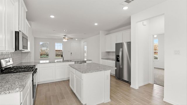 3210 Summerland Drive, Royse City, TX 75189