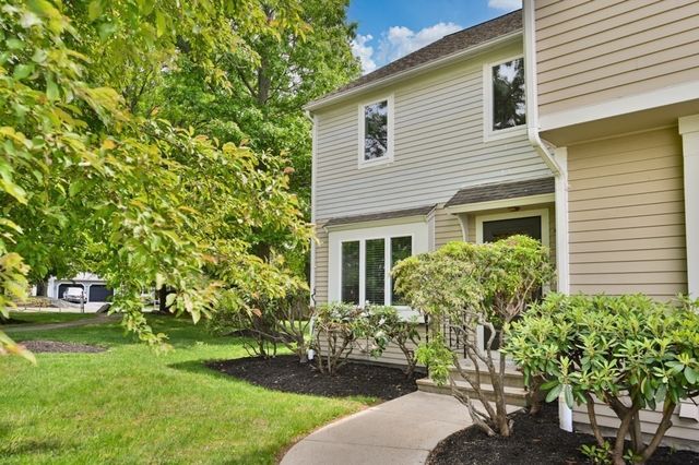 1601 Lewis O Gray Dr 1601, Saugus, MA 01906