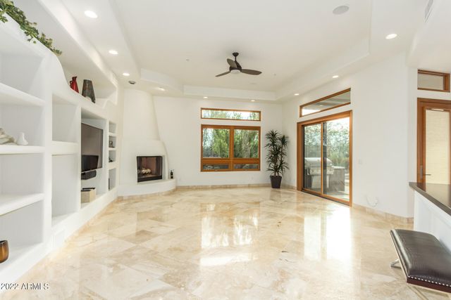 10685 E Cottontail Lane, Scottsdale, AZ 85255