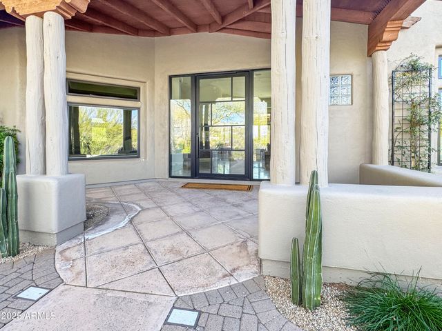 10685 E Cottontail Lane, Scottsdale, AZ 85255