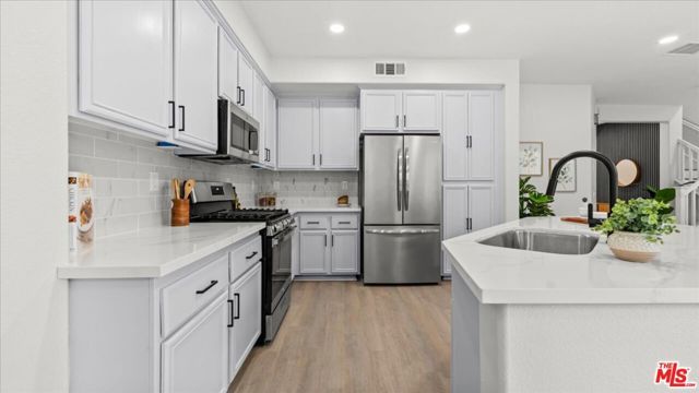3608 W Chapman Lane, Inglewood, CA 90305