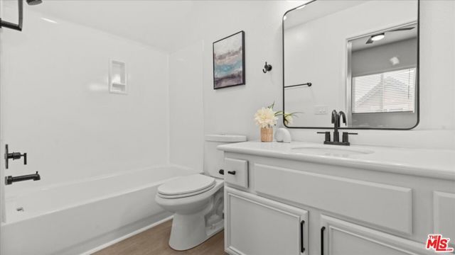 3608 W Chapman Lane, Inglewood, CA 90305