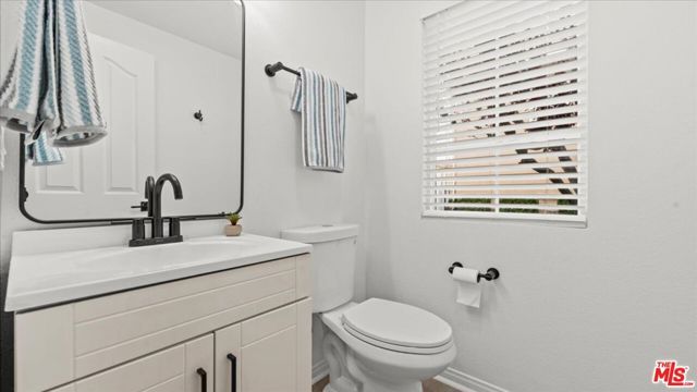 3608 W Chapman Lane, Inglewood, CA 90305