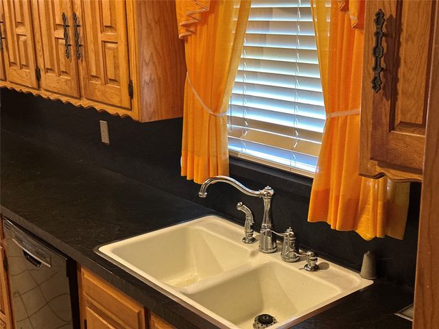 4608 Maryland Avenue, Dallas, TX 75216