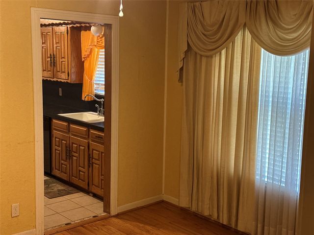 4608 Maryland Avenue, Dallas, TX 75216