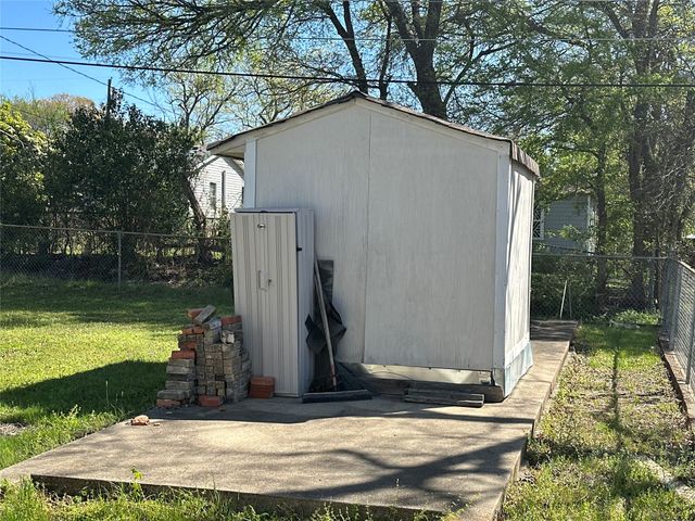 4608 Maryland Avenue, Dallas, TX 75216