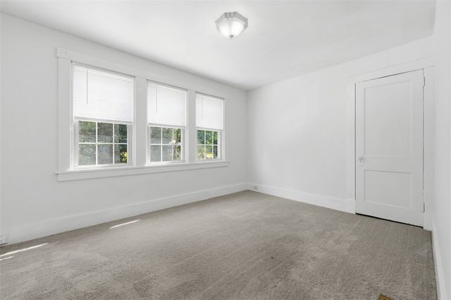 109 Clairtonica St, Crafton Heights, PA 15205
