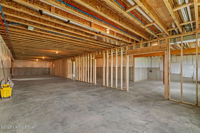 32 Dalton Dr, Fisherville, KY 40023