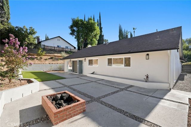7009 Scarborough Peak, West Hills, CA 91307