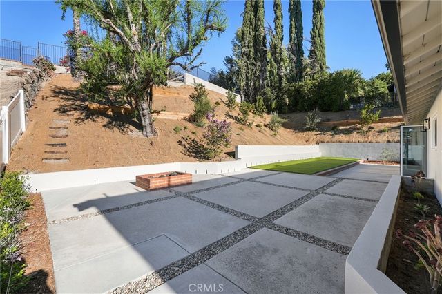 7009 Scarborough Peak, West Hills, CA 91307