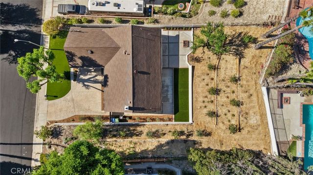 7009 Scarborough Peak, West Hills, CA 91307