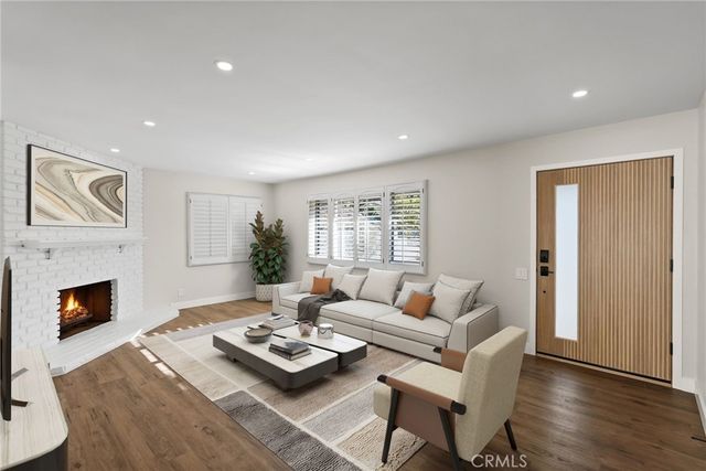 7009 Scarborough Peak, West Hills, CA 91307