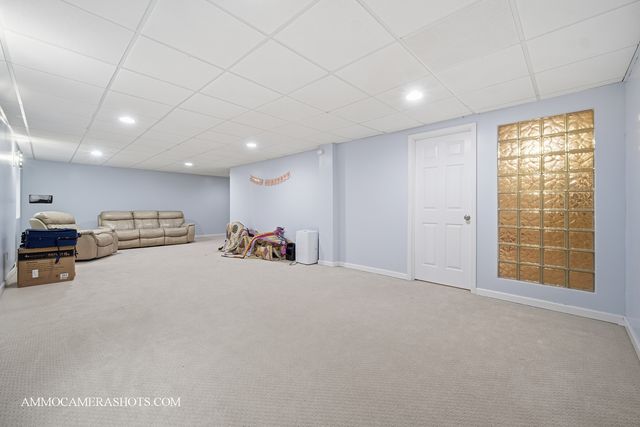 3161 Hopewell Drive, Aurora, IL 60502