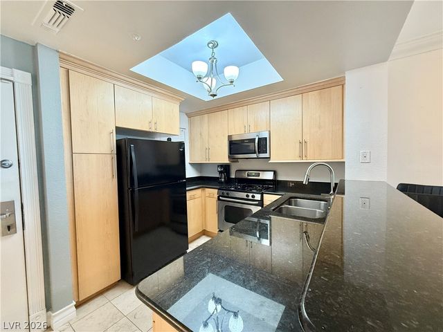 270 East Flamingo Road 235, Las Vegas, NV 89169