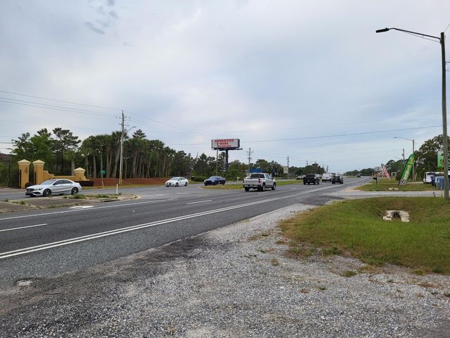 9050-B Navarre Pkwy, B, Navarre, FL 32566