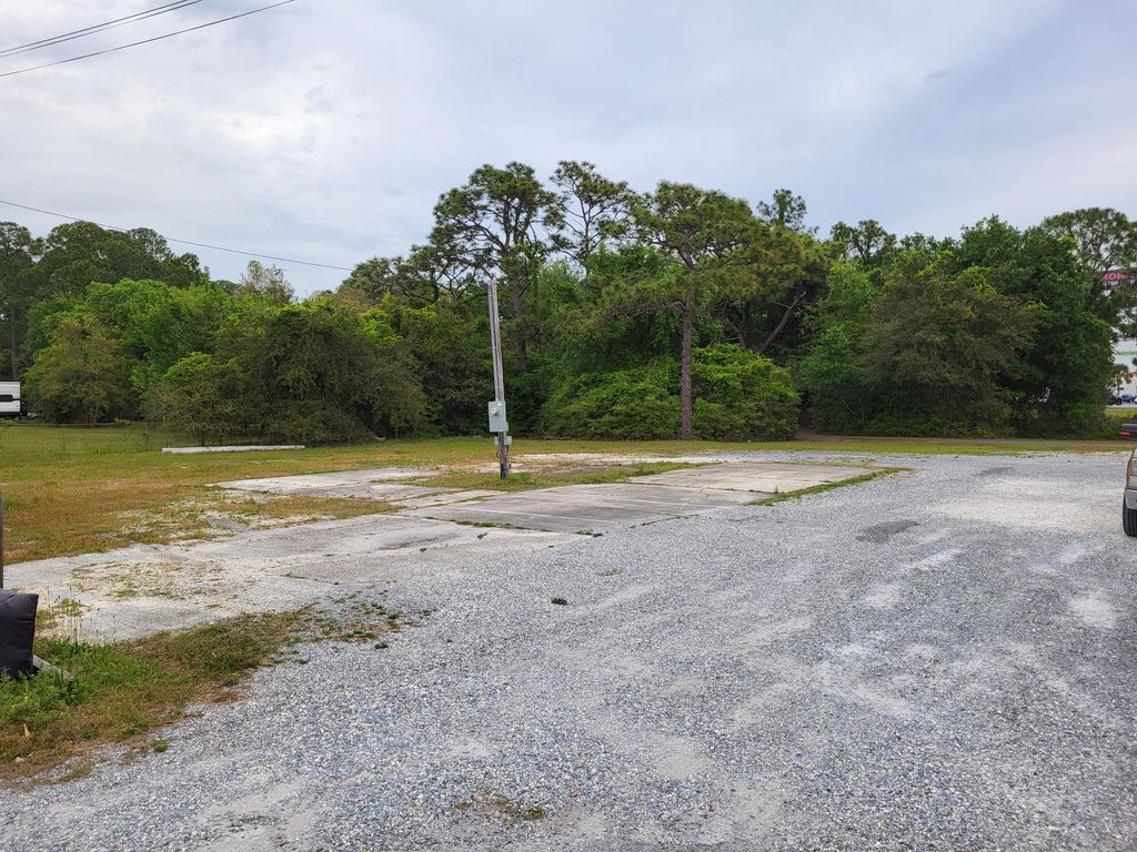 9050-B Navarre Pkwy, B, Navarre, FL 32566