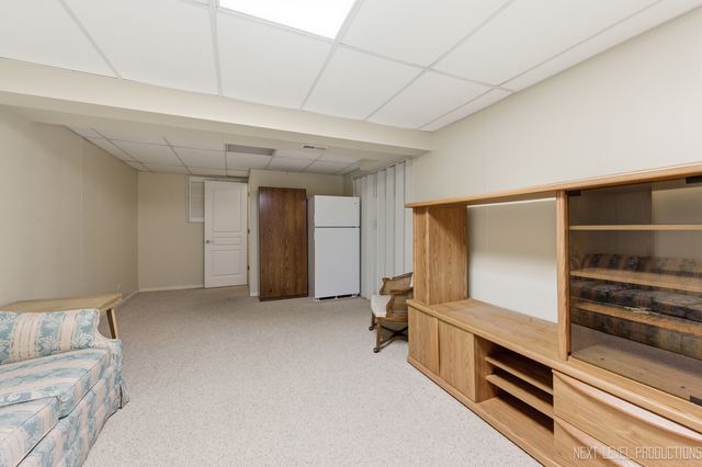 4211 Whitehall Lane, Algonquin, IL 60102