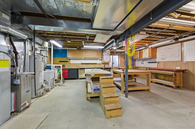 4211 Whitehall Lane, Algonquin, IL 60102