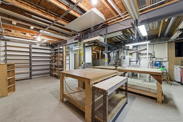 4211 Whitehall Lane, Algonquin, IL 60102