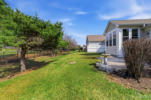 4211 Whitehall Lane, Algonquin, IL 60102