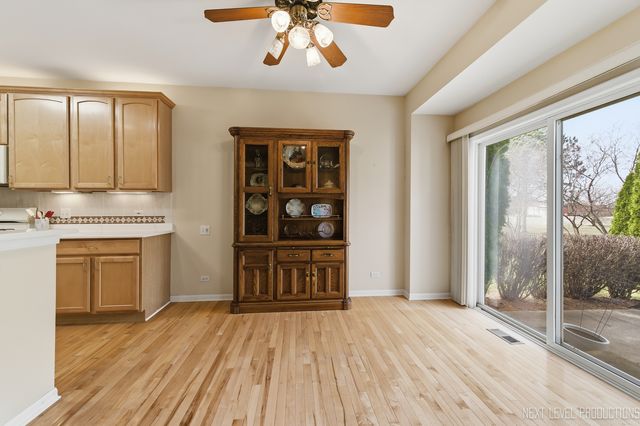 4211 Whitehall Lane, Algonquin, IL 60102