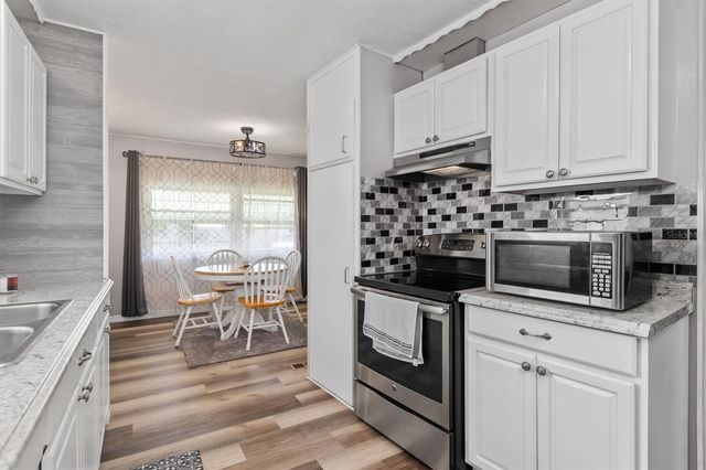 8320 RIVERSIDE DRIVE 75, Punta Gorda, FL 33982