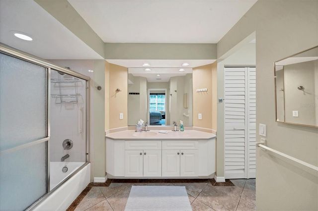 3604 54TH DRIVE W 104, Bradenton, FL 34210