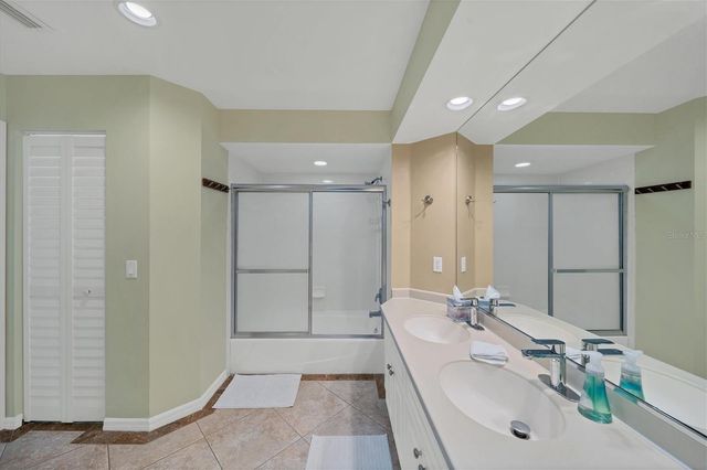 3604 54TH DRIVE W 104, Bradenton, FL 34210