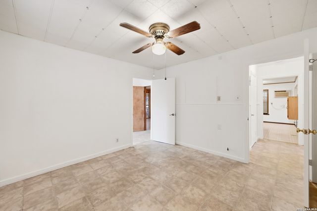1022 CERALVO ST, San Antonio, TX 78207