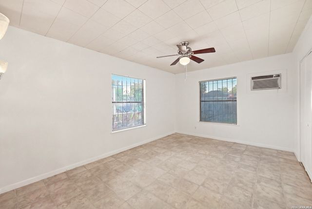 1022 CERALVO ST, San Antonio, TX 78207