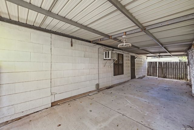1022 CERALVO ST, San Antonio, TX 78207